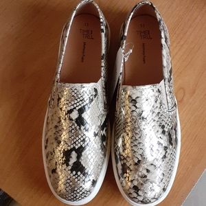 Time and Tru Women Shoe